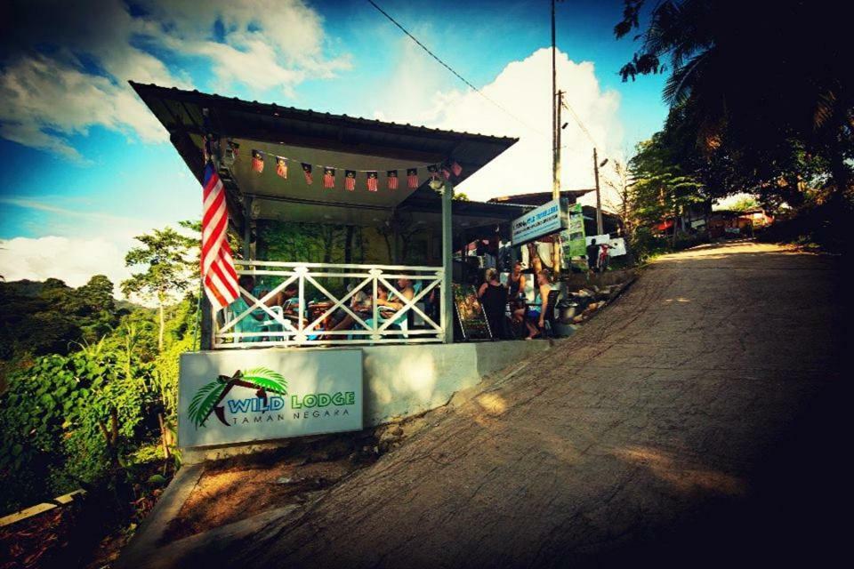 Wild Lodge Taman Negara Kuala Tahan Exterior foto